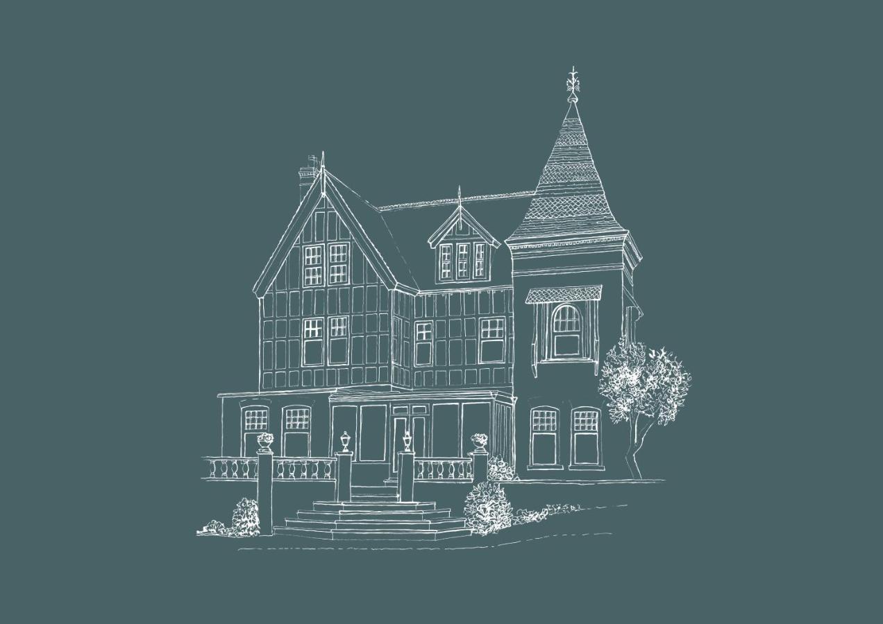 Sentry Mead Hotel Totland  Exterior photo